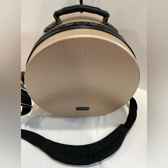 Calpak Hatbox bag - Picture 3 of 13